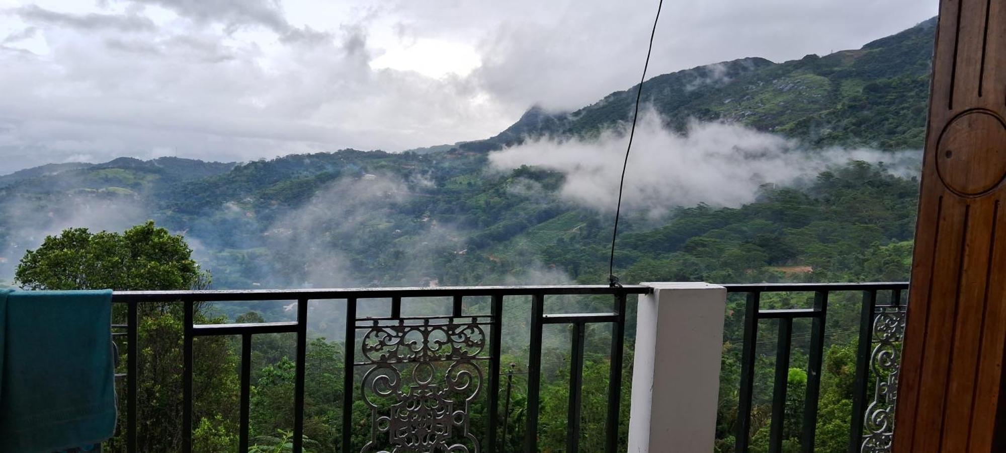 Handapanfall Holiday Resort Rakwana Ngoại thất bức ảnh